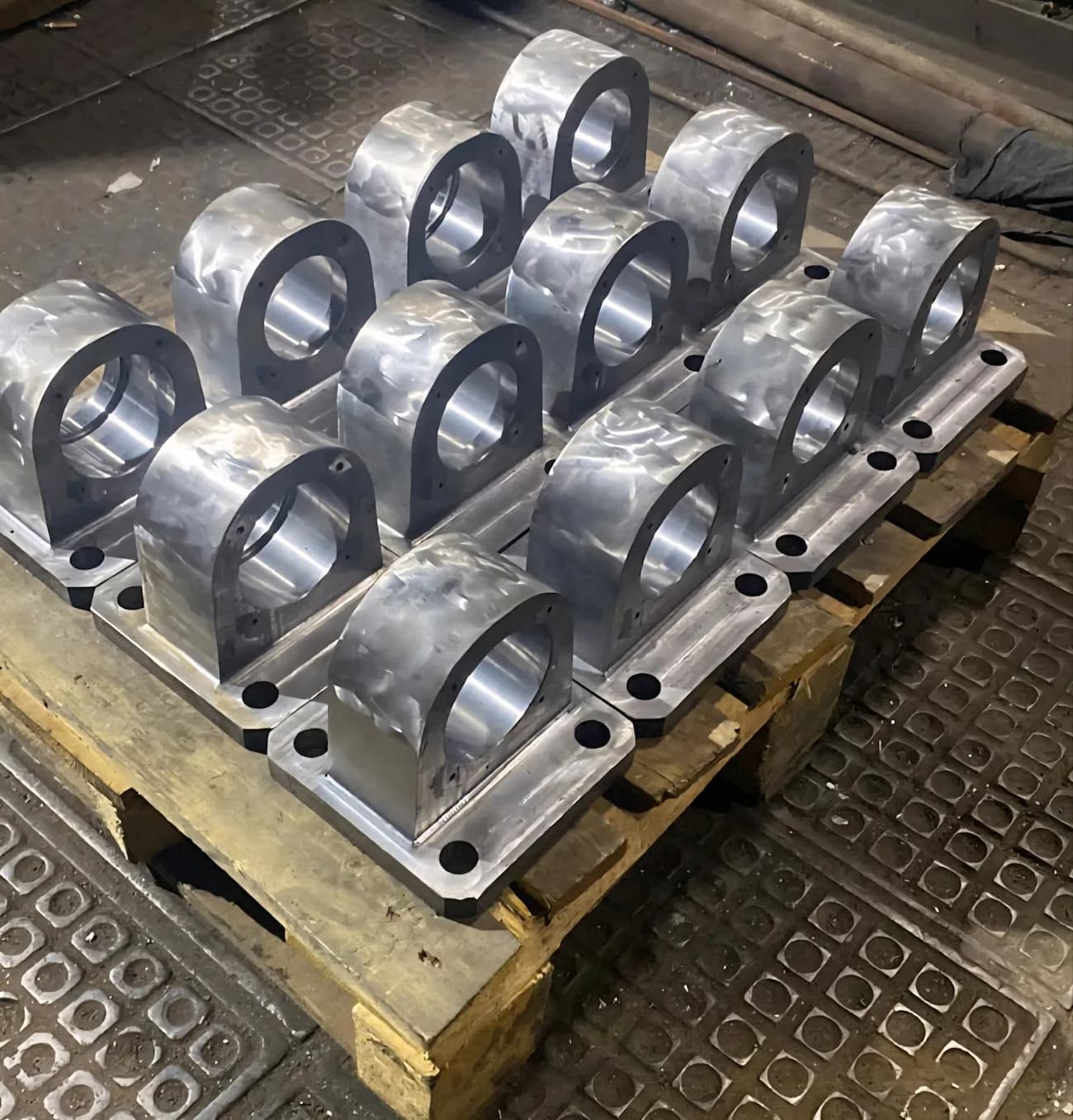 Machined steel casting